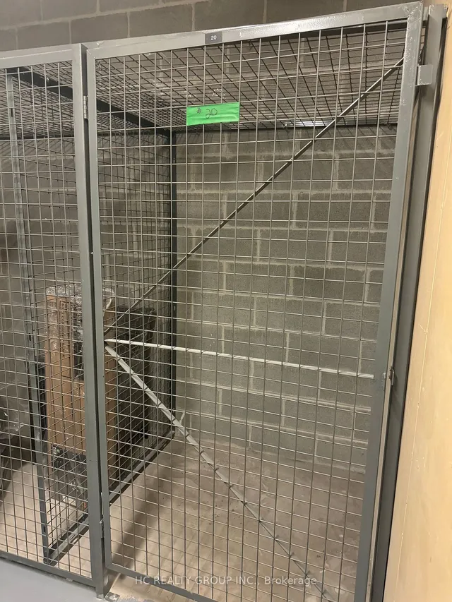 Additional image 33 of 49 East Liberty St Unit 2502