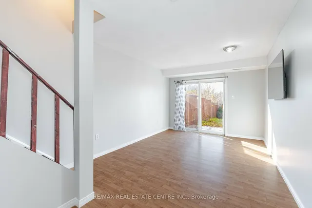 Additional image 30 of 120 Railroad St Unit 14