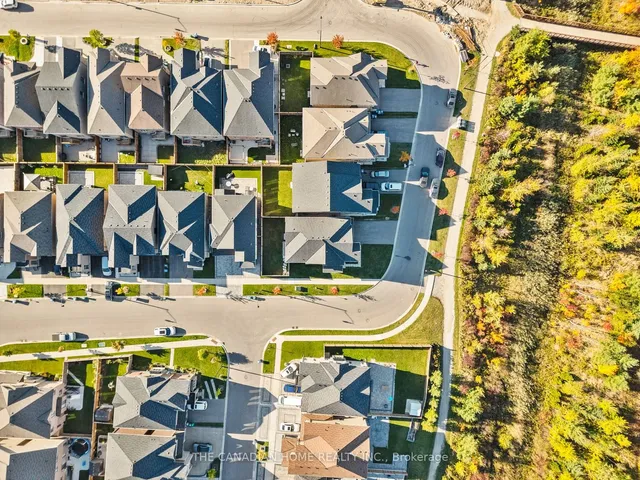 Additional image 34 of 59 Cobriza Cres