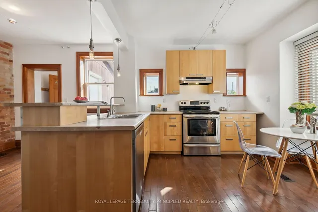 Additional image 2 of 39 Oakwood Ave