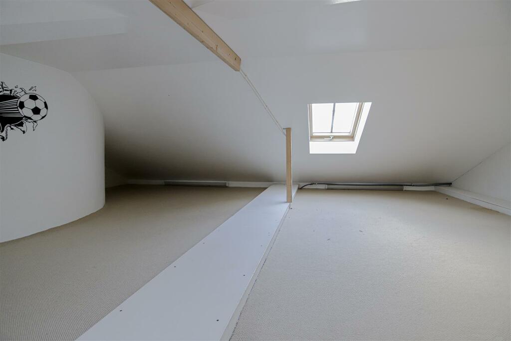 Additional image 16 of Glen View Road, Burnley