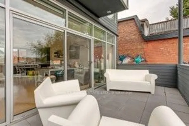 Additional image 9 of 899 Dundas St