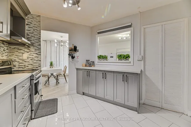 Additional image 16 of 15 Vicora Link Way Unit 811