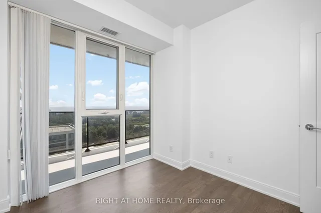 Additional image 12 of 70 Annie Craig Dr Unit 807