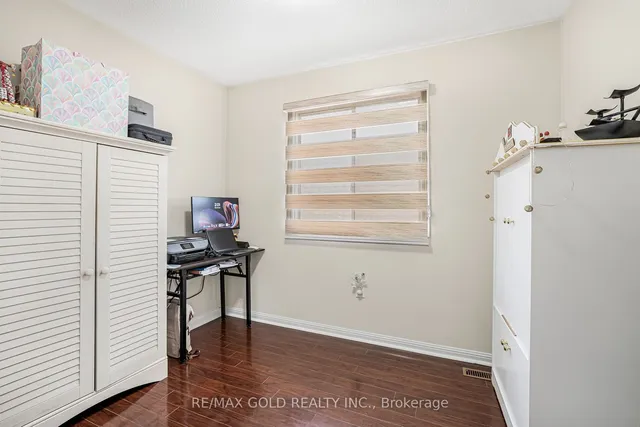 Additional image 30 of 95 Mount Fuji Cres