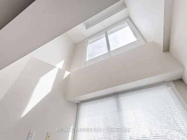 Additional image 31 of 473 Dupont St Unit 5