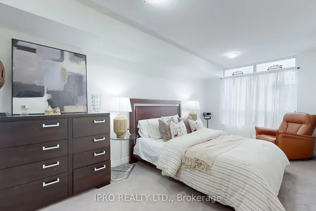 Additional image 22 of 225 Wellesley St Unit 701