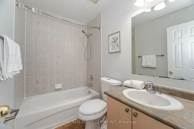 Additional image 21 of 120 Railroad St Unit 14