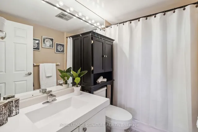 Additional image 17 of 8 Lisa St Unit 504