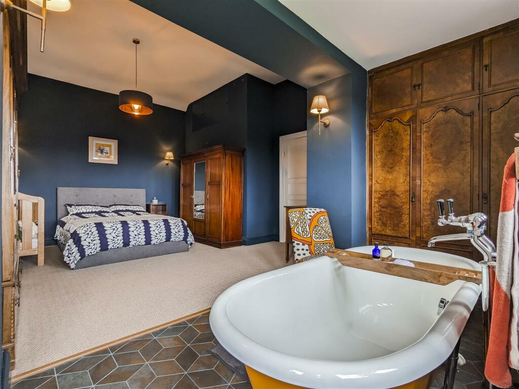 Additional image 18 of Noggarth Road, Fence