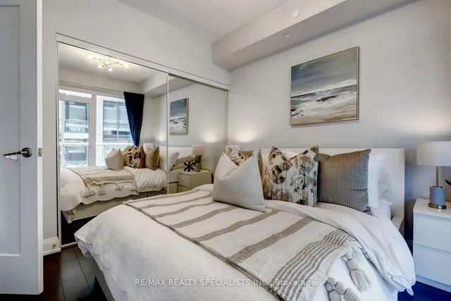 Additional image 24 of 56 Annie Craig Dr Unit 706