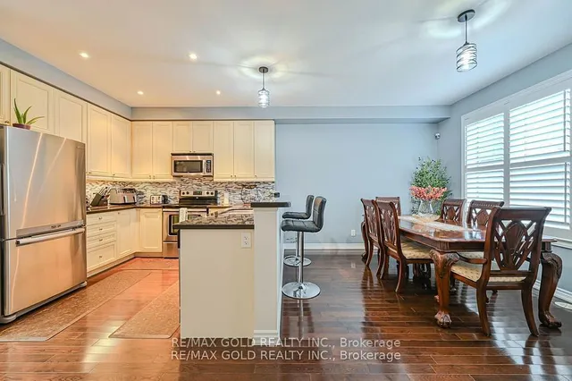 Additional image 14 of 31 Bergamont Rd