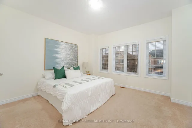 Additional image 21 of 90 Truro Circ