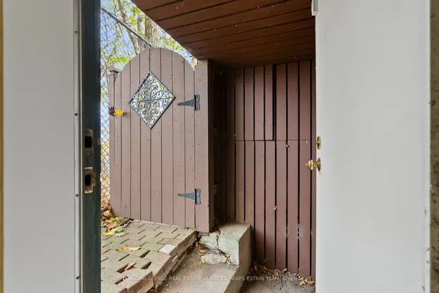 Additional image 31 of 73 Castle Frank Cres