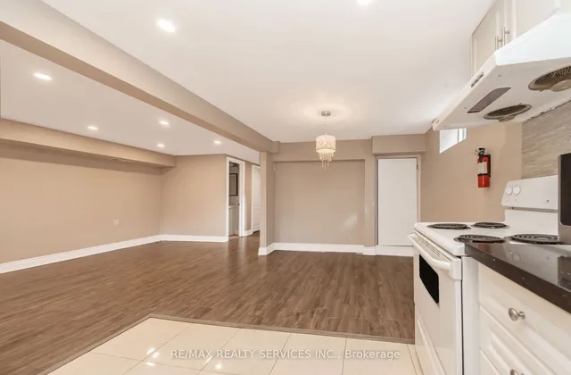 Additional image 31 of 26 Windermere Crt