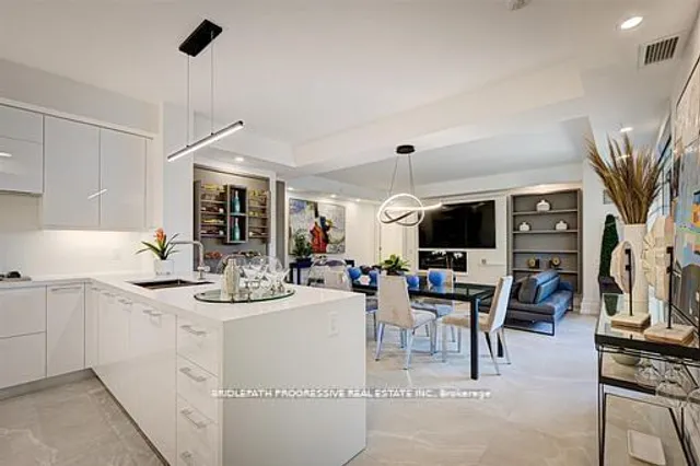 Additional image 11 of 3 Southvale Dr Unit 301