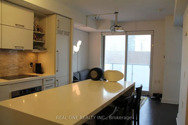 Additional image 2 of 1080 Bay St Unit 1811