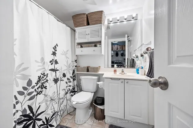 Additional image 31 of 1 Lee Centre Dr Unit 1813