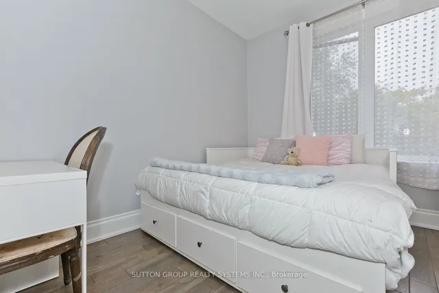 Additional image 26 of 15 Old Oak Dr