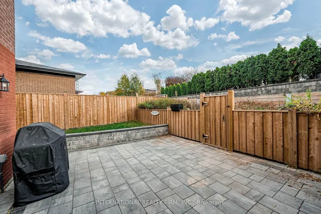 Additional image 18 of 26 Dellbrook Cres