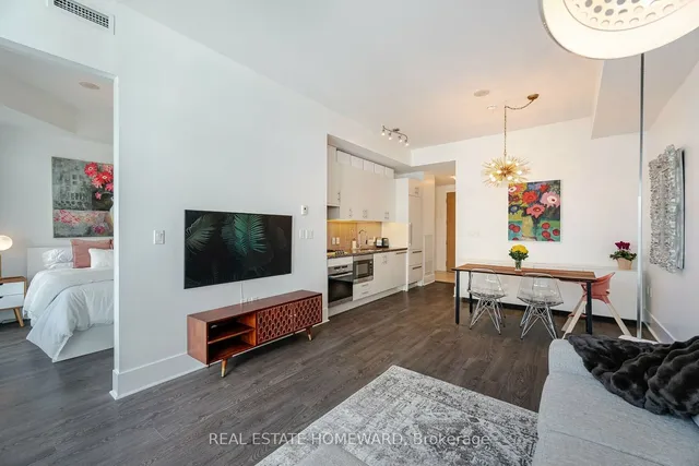 Additional image 16 of 29 Queens Quay Unit 902