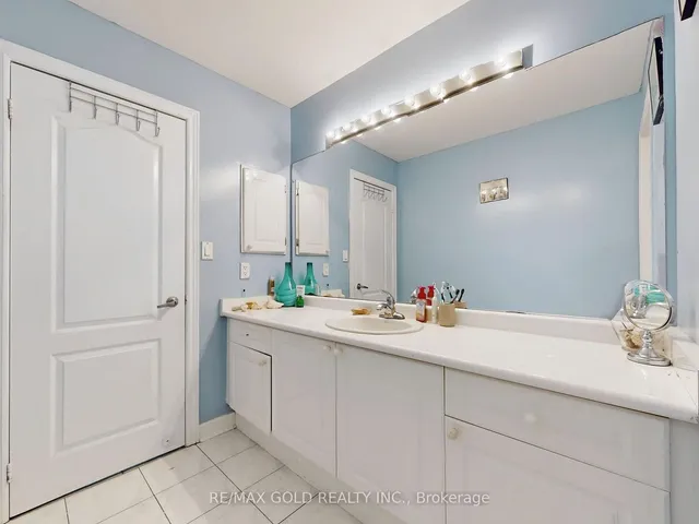 Additional image 27 of 64 Prue Crt