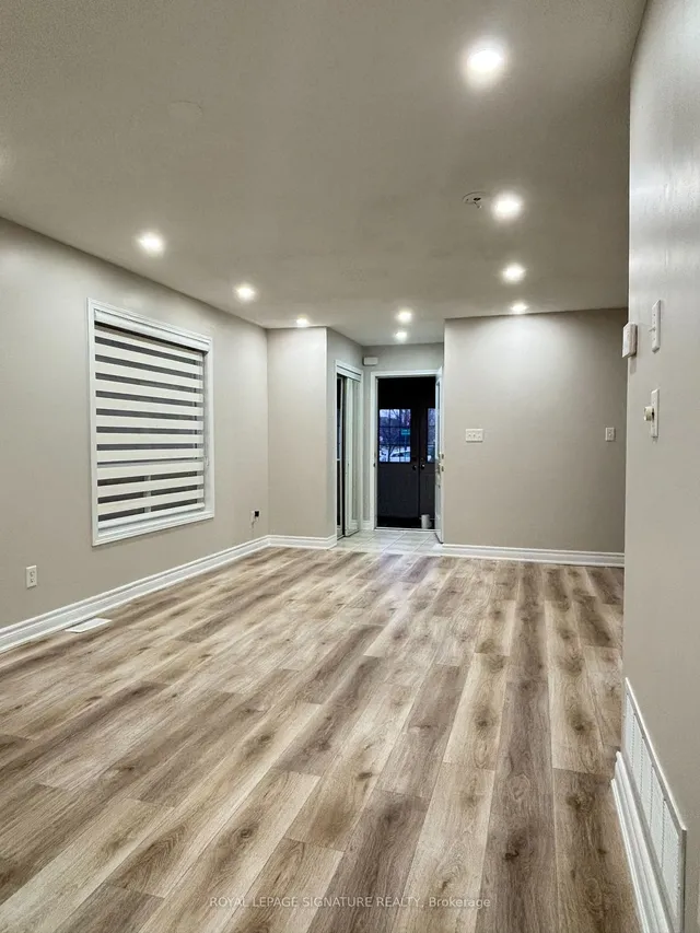 Additional image 8 of 17 Levida St