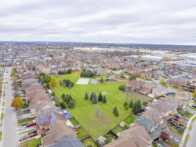 Additional image 27 of 33 Cedarvalley Blvd