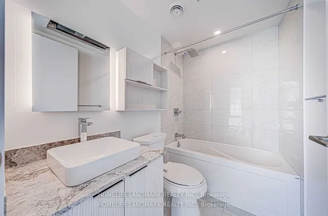 Additional image 8 of 501 Yonge St Unit 1805