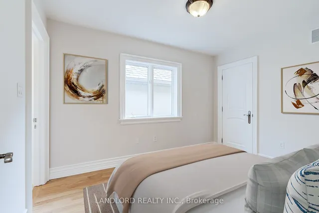 Additional image 23 of 425 Cranbrooke Ave