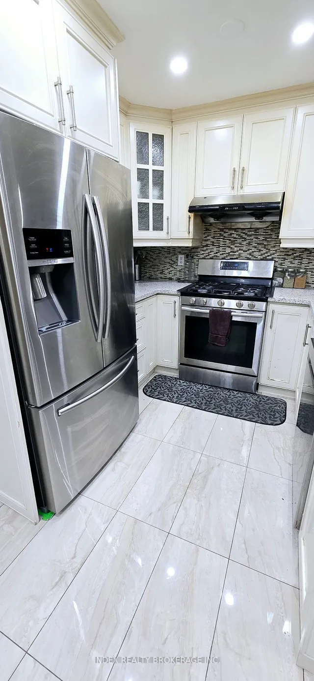 Additional image 13 of 19 Garibaldi Dr