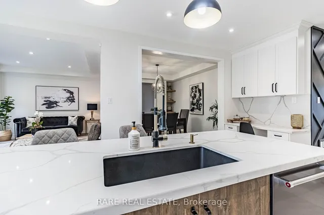 Additional image 11 of 17 Herrick Dr