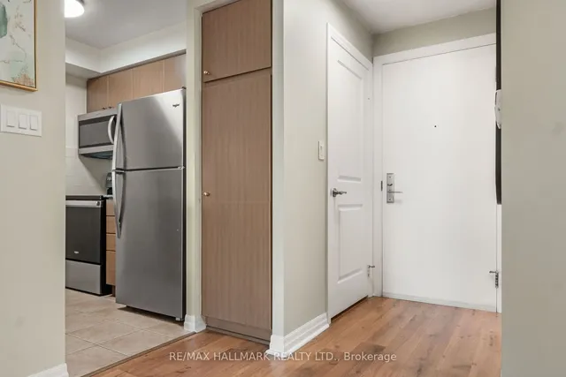 Additional image 2 of 30 Herons Hill Way Unit 1007