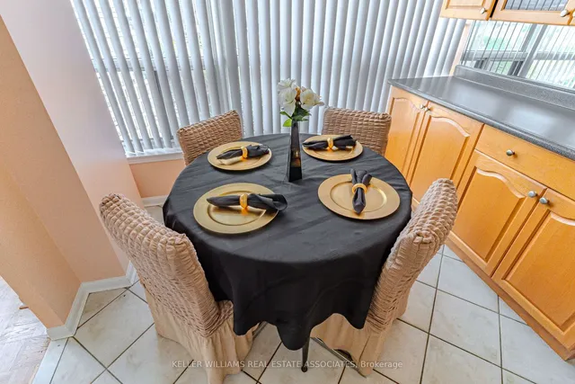 Additional image 16 of 12 Laurelcrest St Unit 1112