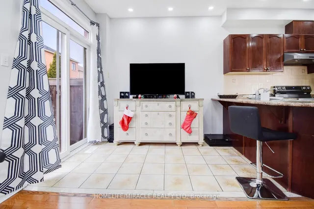 Additional image 18 of 46 Clementine Dr