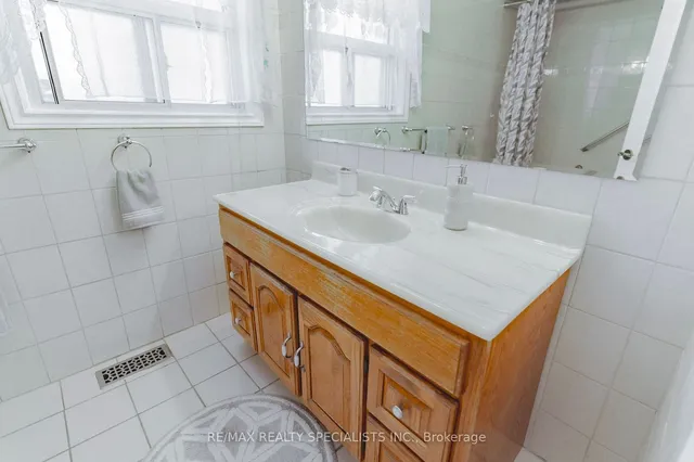 Additional image 26 of 2 Allonsius Dr