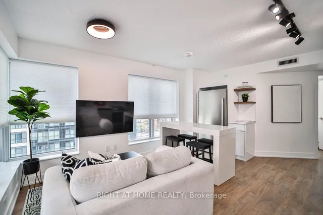 Additional image 2 of 7 Mabelle Ave Unit 1404