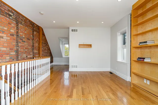 Additional image 20 of 347 Gladstone Ave