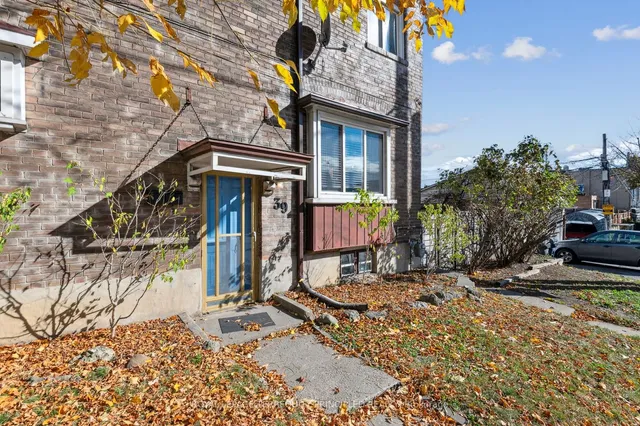 Additional image 38 of 39 Oakwood Ave