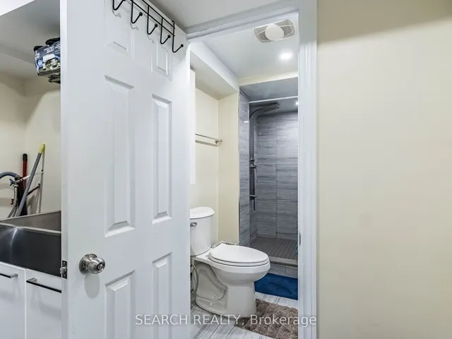 Additional image 30 of 194 Simmons Blvd