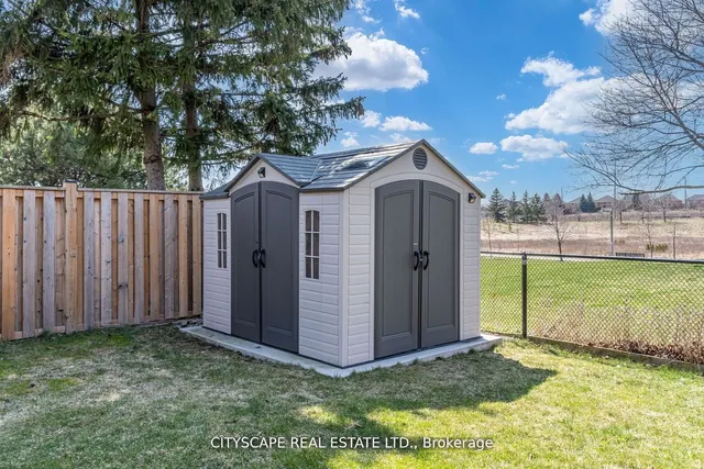 Additional image 33 of 46 Nuttall St