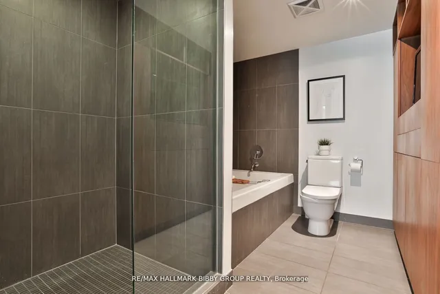 Additional image 22 of 55 Stewart St Unit 637