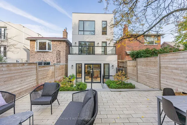 Additional image 38 of 678 Oriole Pkwy