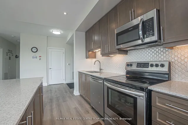 Additional image 12 of 15 Lynch St Unit 608