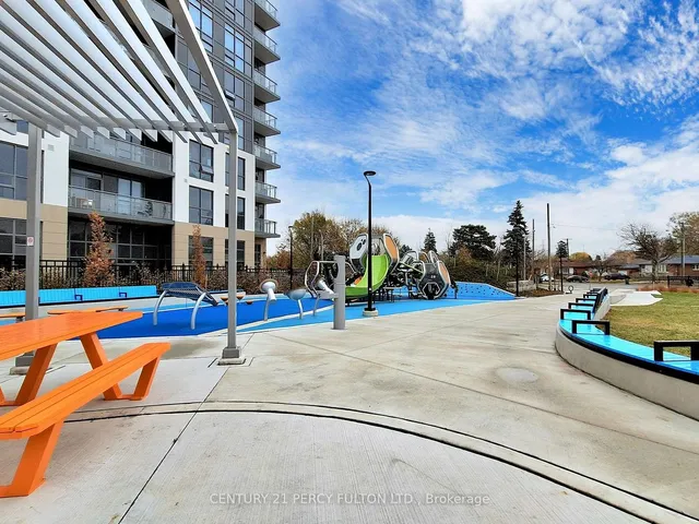 Additional image 38 of 10 Meadowglen Pl Unit LPh 01