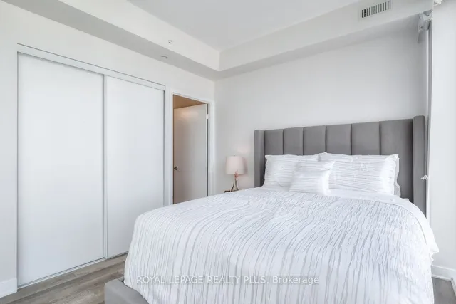 Additional image 13 of 290 Adelaide St Unit 2005