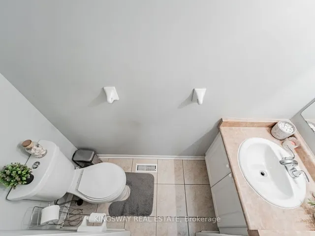 Additional image 18 of 12 Bramcedar Cres