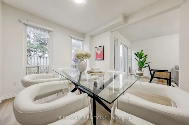 Additional image 13 of 106 Chester Le Blvd Unit 112