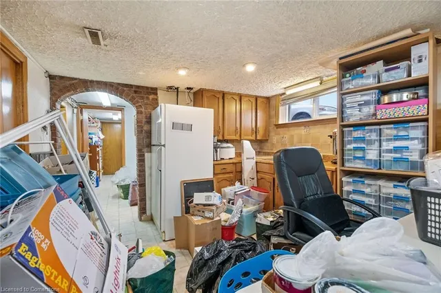 Additional image 7 of 15 Rosewood Ave