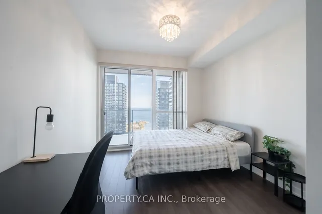 Additional image 9 of 10 Park Lawn Rd Unit 3609